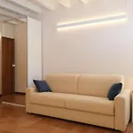Vr - Monolocale Romeo Verona