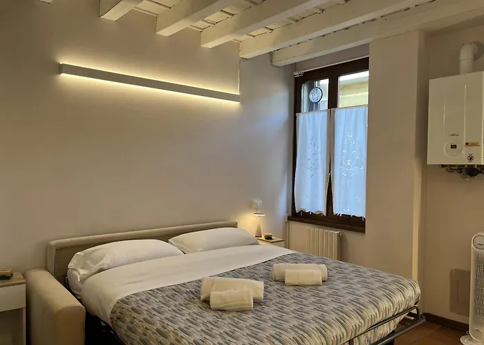 Vr - Monolocale Romeo Διαμέρισμα