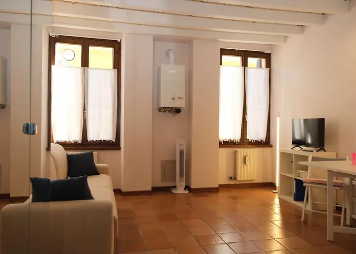 Vr - Monolocale Romeo Διαμέρισμα *