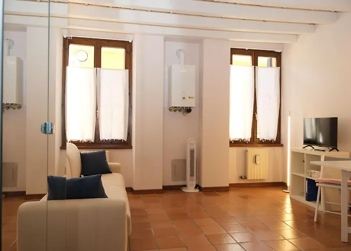 Vr - Monolocale Romeo *